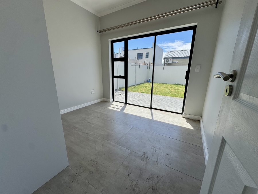 4 Bedroom Property for Sale in Sandown Western Cape